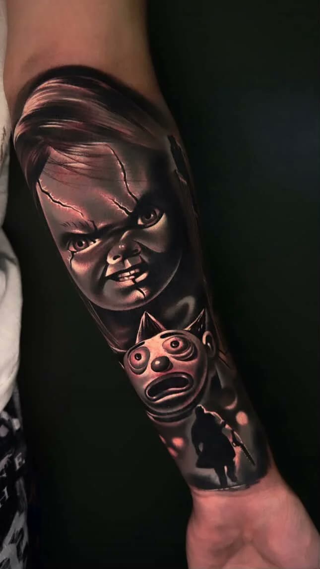 Manga Chucky, realismo, tatuador Alexander Terrero Sánchez · Tallahassee