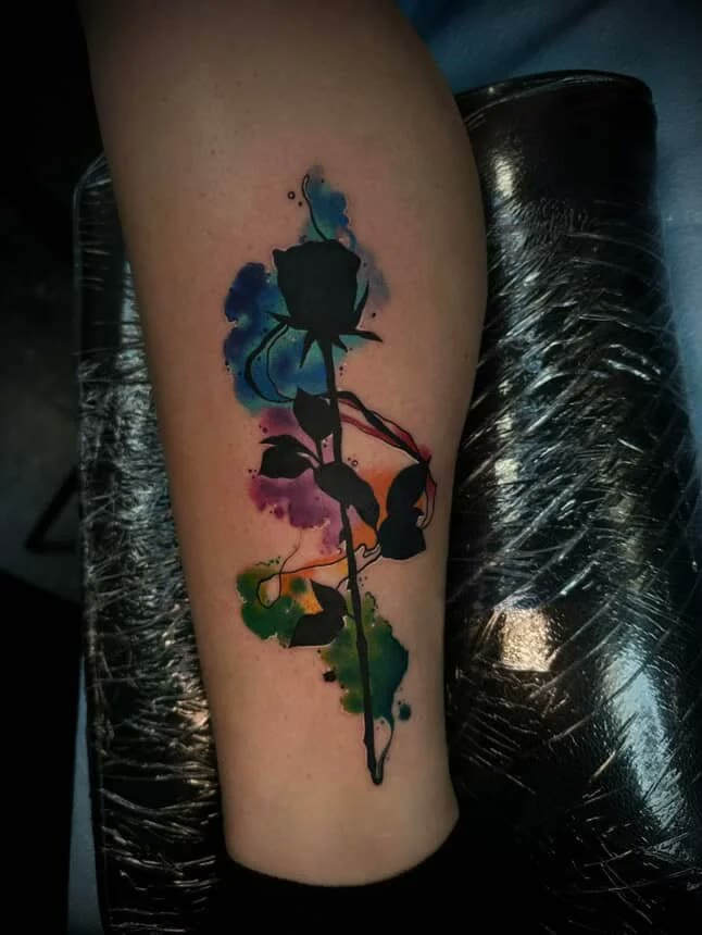 Rosa en acuarela, tatuador Alexander Terrero Sánchez · Tallahassee